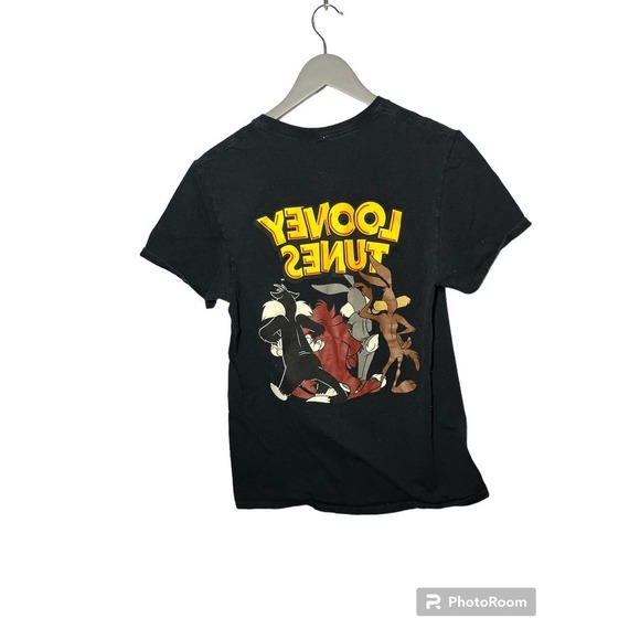 Looney Tunes Black 2 Sided Graphic Shirt Bugs Bunny Taz Coyote Sylvester Toons - Picture 2 of 2